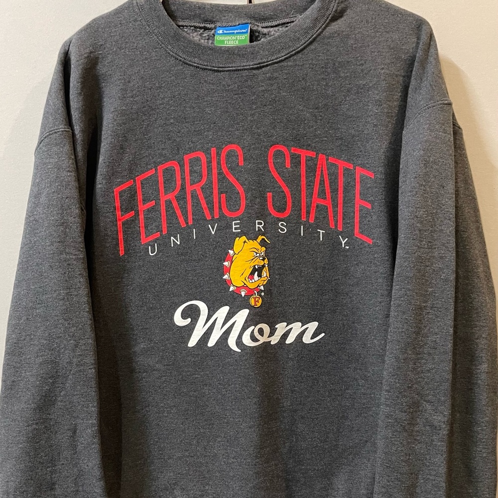Ferris State University MOM Champion crewneck L